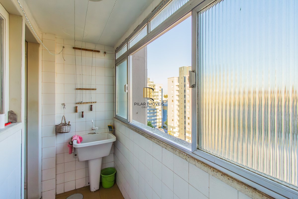 Apartamento 2 dormitórios no bairro Centro