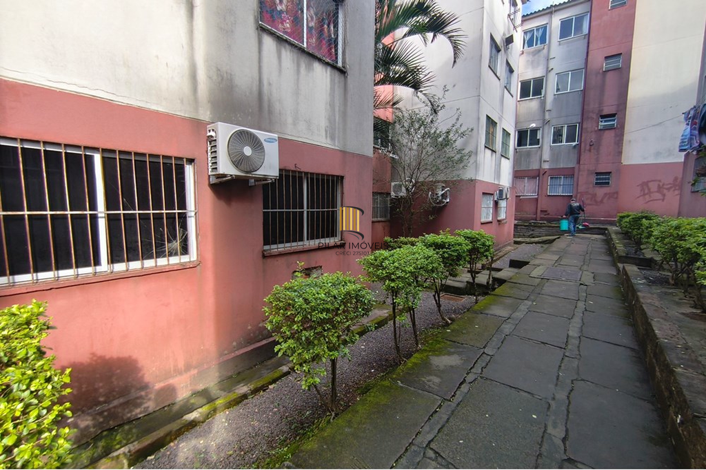 Apartamento 2 dormitórios no bairro Maria Regina