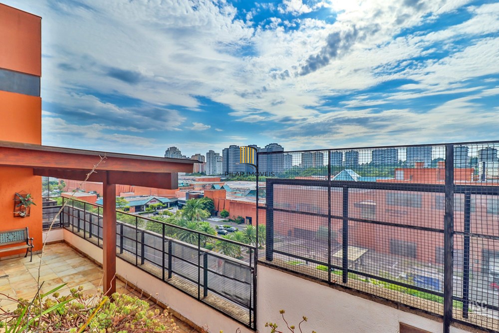 Cobertura 3 dormitórios no bairro Passo da Areia