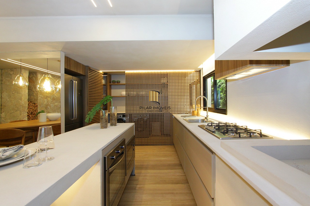 Apartamento 3 dormitórios no bairro Menino Deus