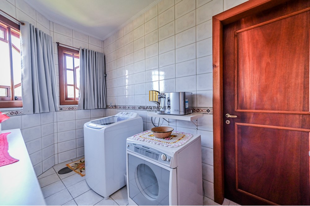 Casa de Condomínio 3 dormitórios no bairro Nonoai