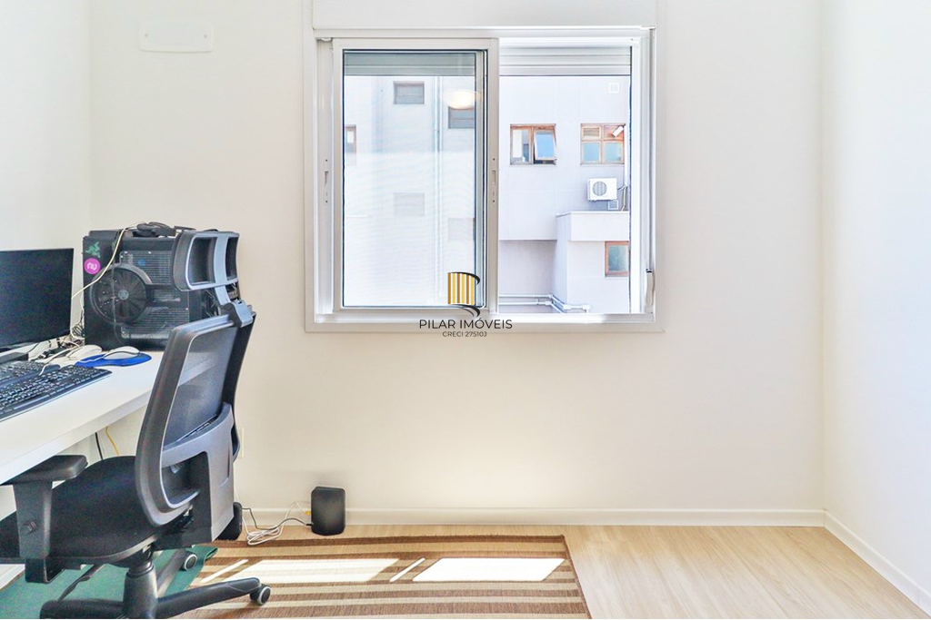 Apartamento 2 dormitórios no bairro Três Figueiras