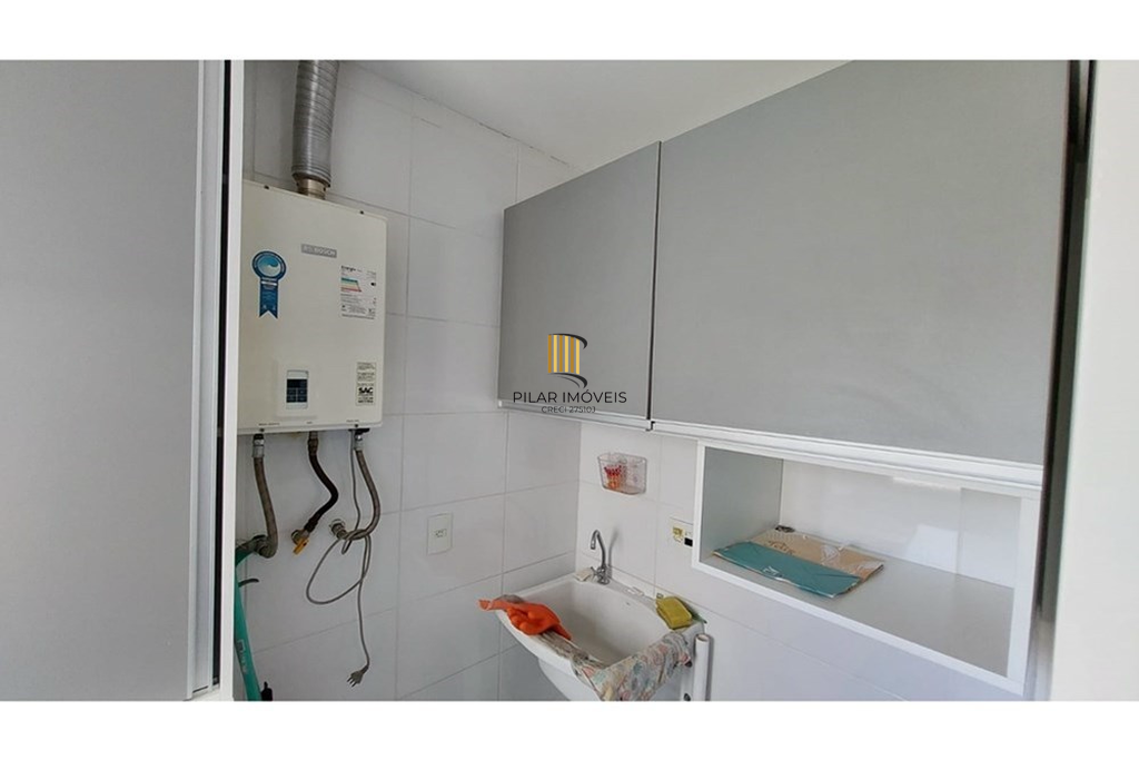 Casa 3 dormitórios no bairro Lomba do Pinheiro