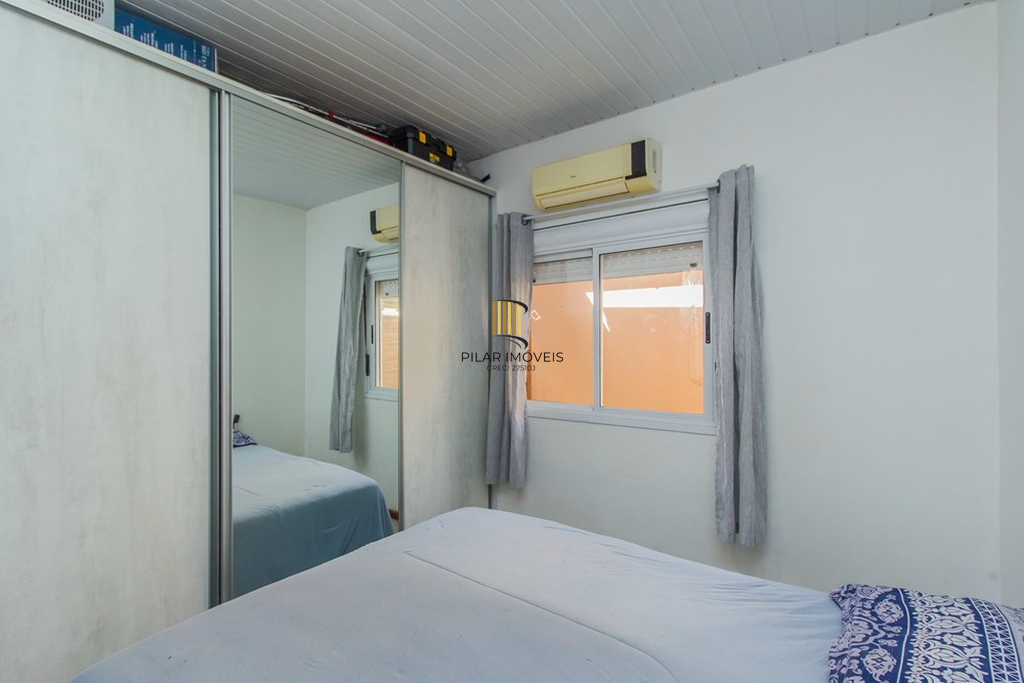 Casa de Condomínio 3 dormitórios no bairro Olaria