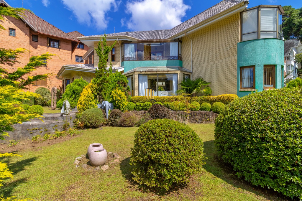 Casa 3 dormitórios no bairro Vila Suzana