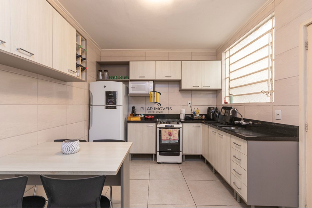 Casa 3 dormitórios no bairro Chácara das Pedras