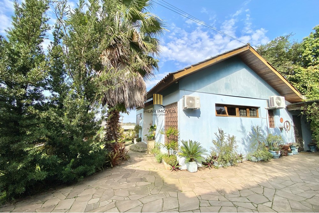 Casa 2 dormitórios no bairro Califórnia