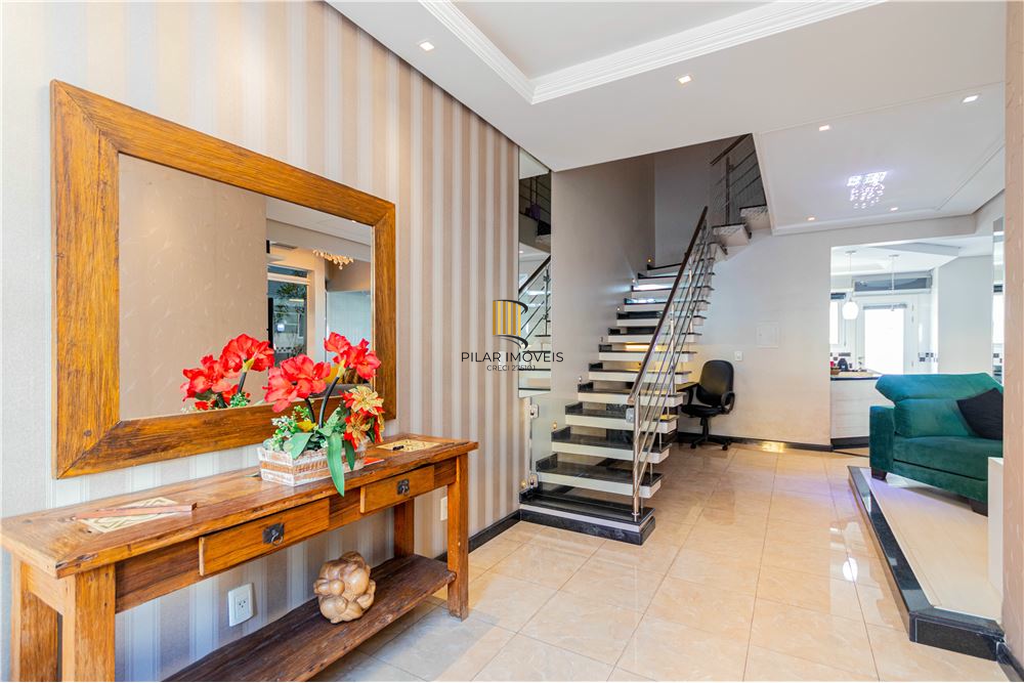 Casa de Condomínio 3 dormitórios no bairro Sarandi