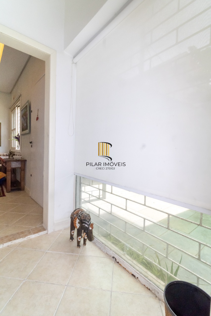 Casa 5 dormitórios no bairro Petrópolis