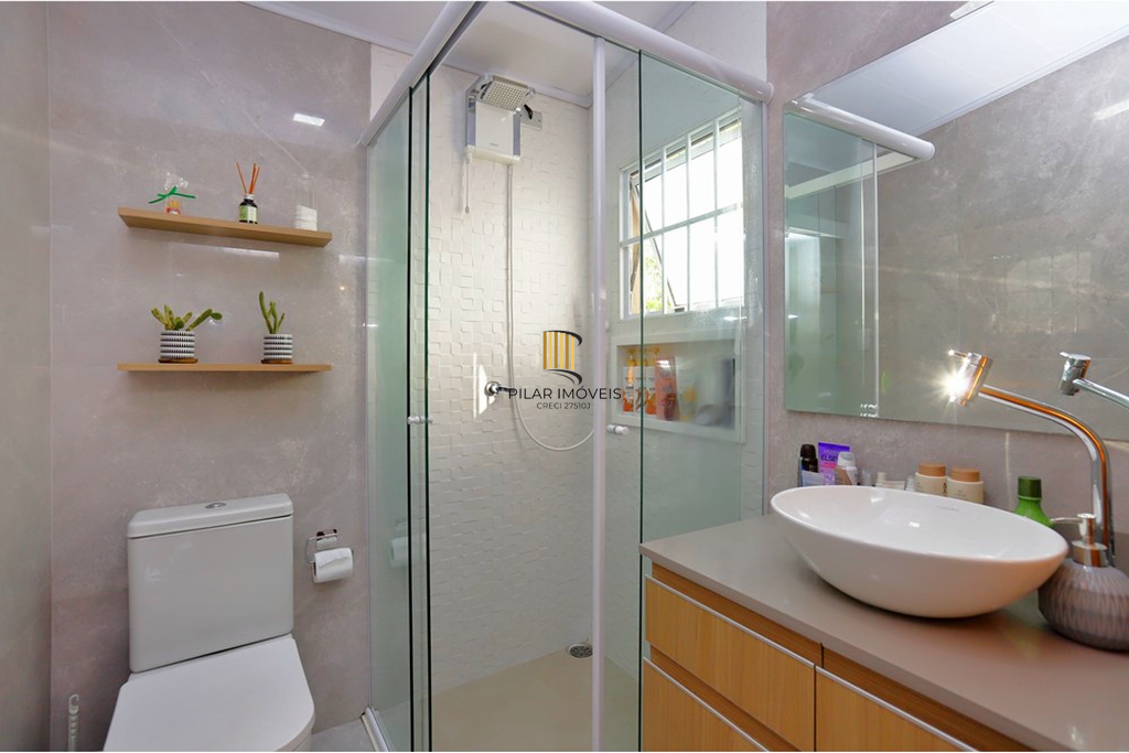 Casa 3 dormitórios no bairro Viamópolis