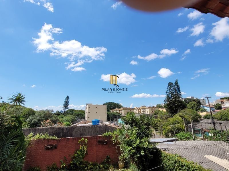 Casa 3 dormitórios no bairro Tristeza