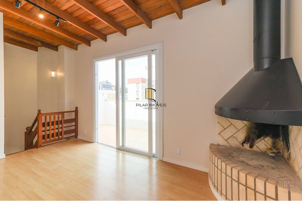 Cobertura 2 dormitórios no bairro Petrópolis