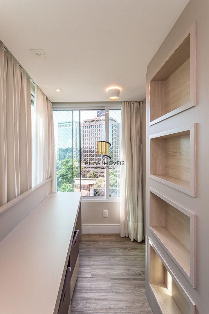 Cobertura 4 dormitórios no bairro Petrópolis