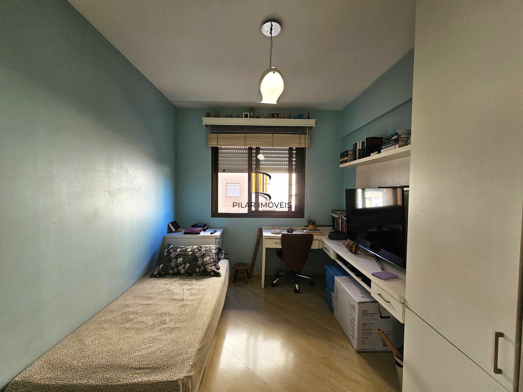 Apartamento 3 dormitórios no bairro Menino Deus