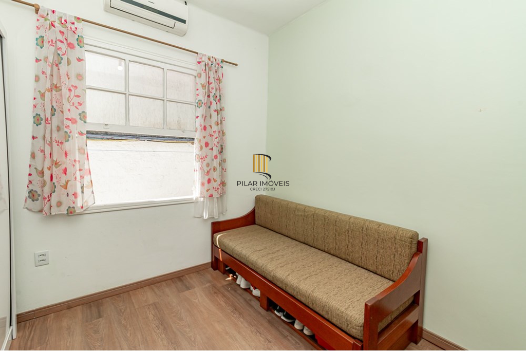 Casa 3 dormitórios no bairro Petrópolis