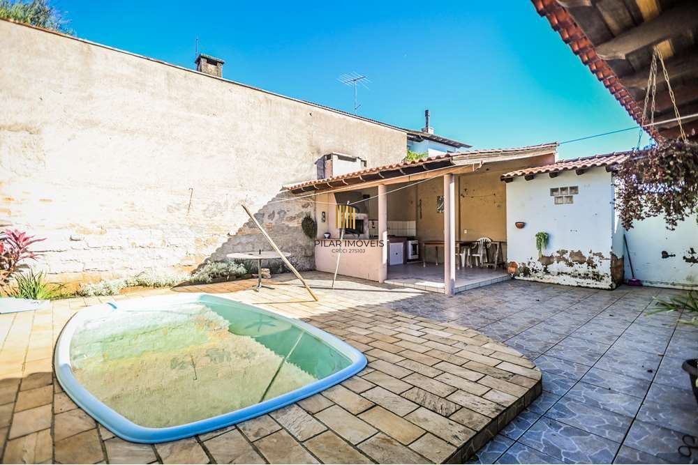 Casa 3 dormitórios no bairro Santa Tereza