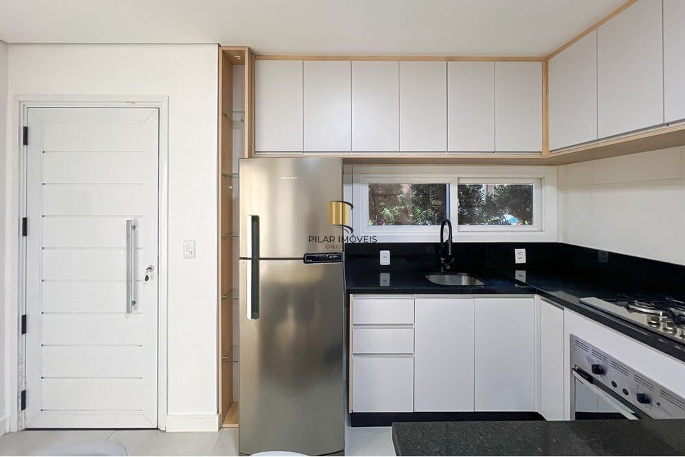 Casa de Condomínio 3 dormitórios no bairro Niterói