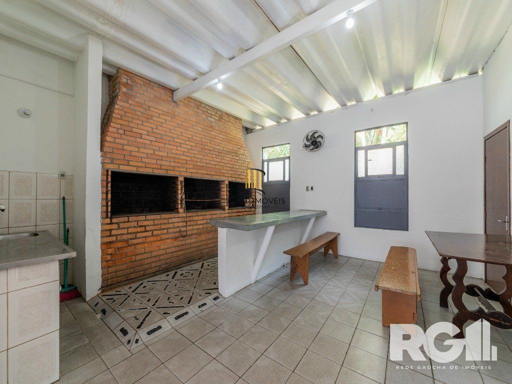 Apartamento 2 dormitórios no bairro Partenon