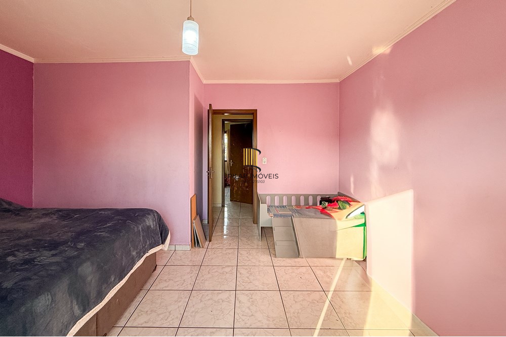 Casa 3 dormitórios no bairro Niterói