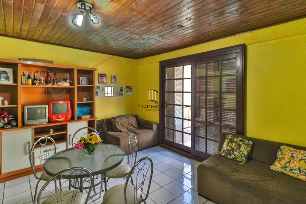 Casa 3 dormitórios no bairro Rubem Berta