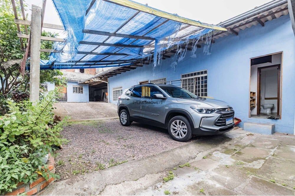 Casa 3 dormitórios no bairro Partenon
