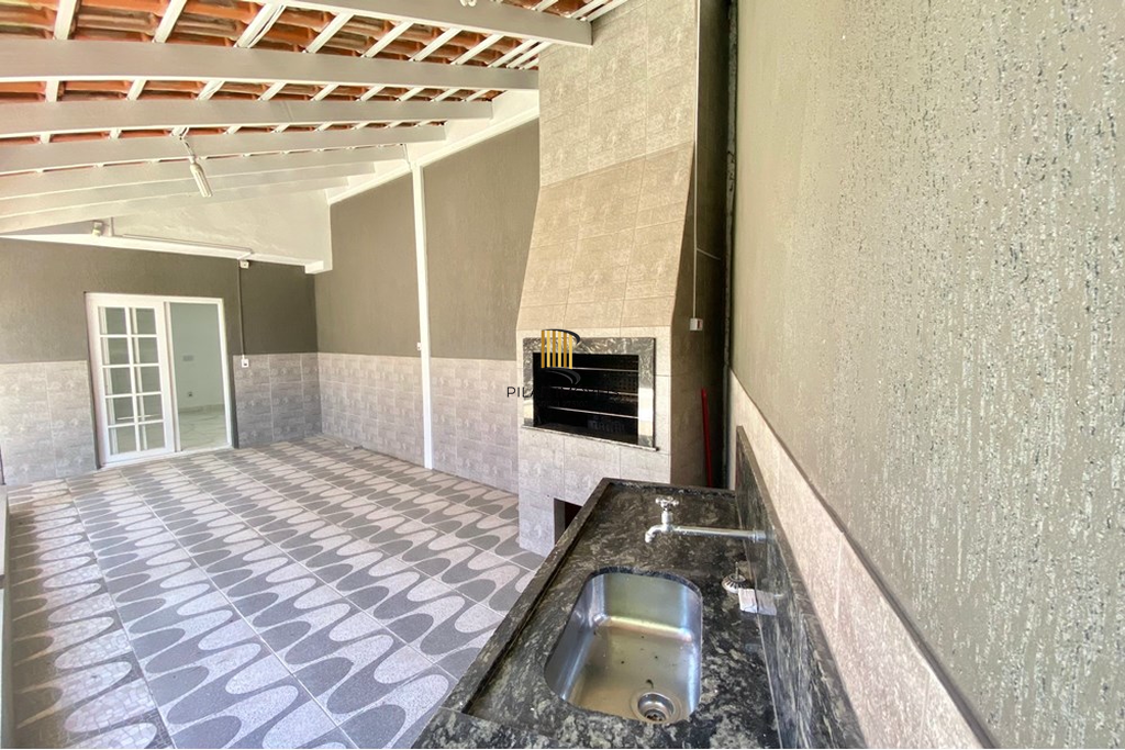 Casa 2 dormitórios no bairro São José