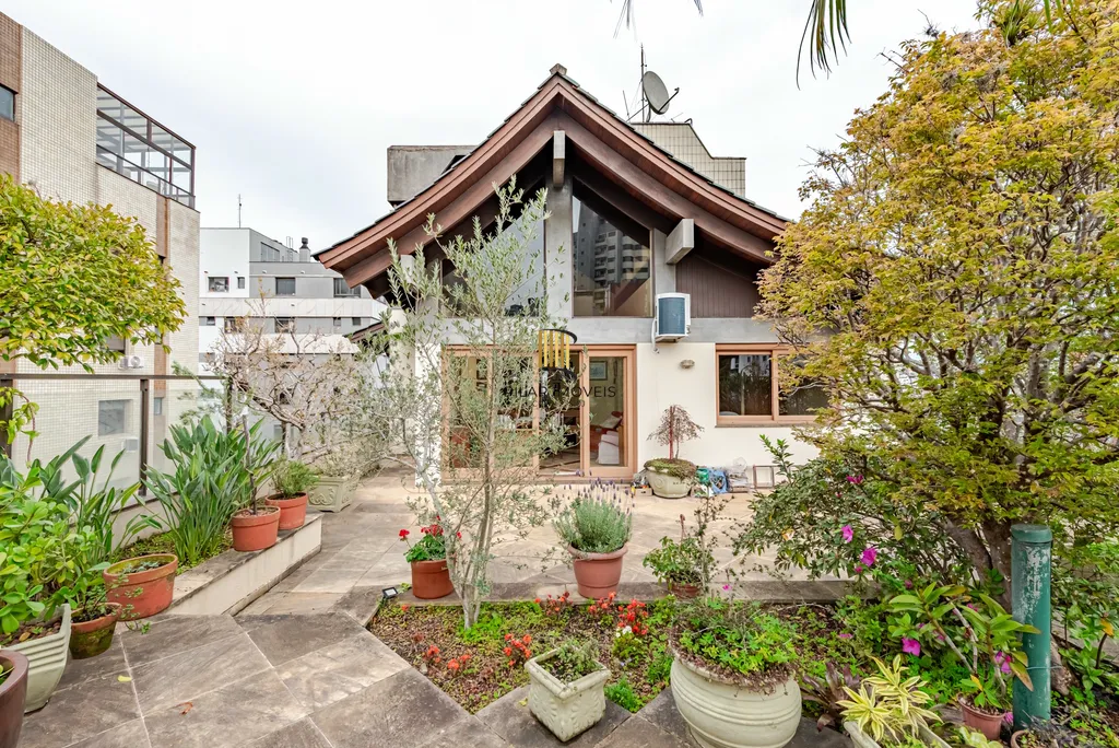 Cobertura 4 dormitórios no bairro Bela Vista