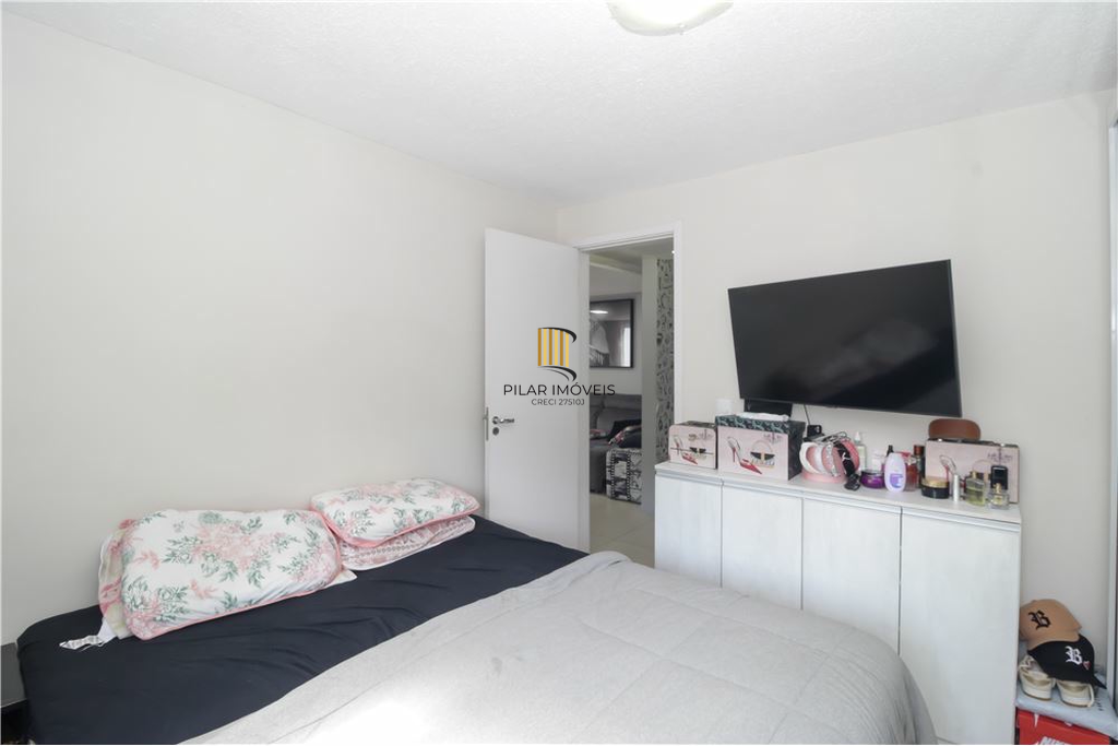 Apartamento 2 dormitórios no bairro Lomba do Pinheiro