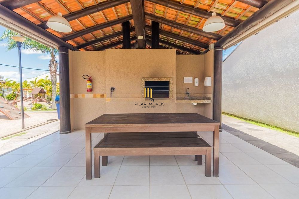 Casa de Condomínio 2 dormitórios no bairro Hípica