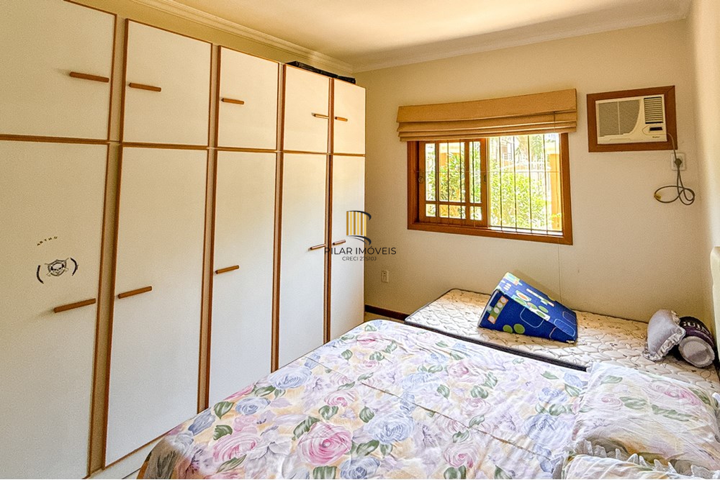 Casa 6 dormitórios no bairro Marechal Rondon