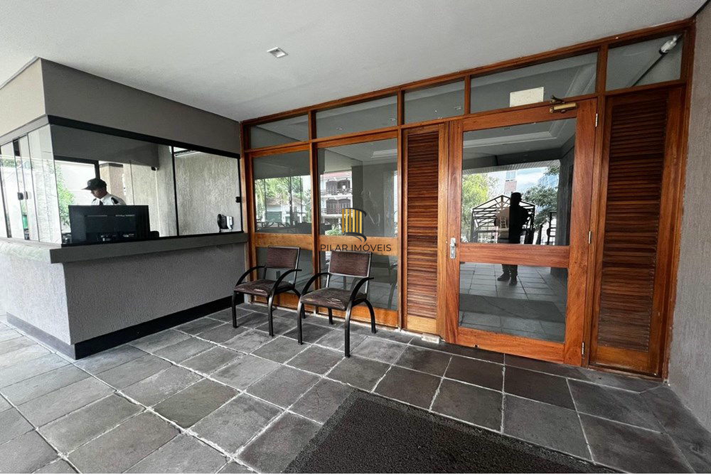 Apartamento 3 dormitórios no bairro Azenha