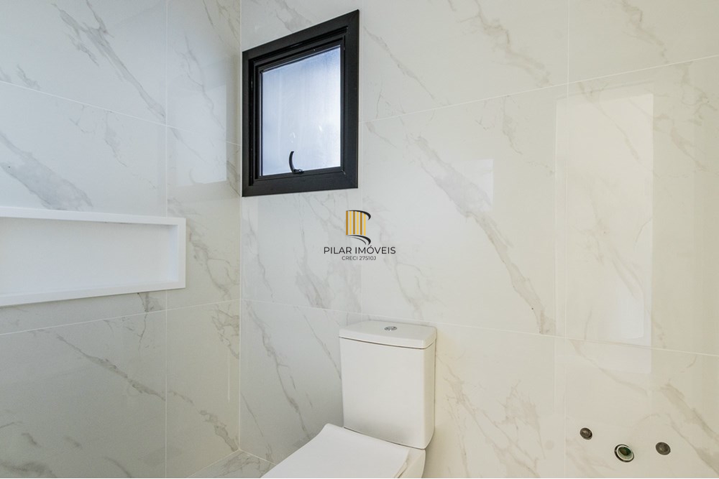 Casa 3 dormitórios no bairro Morro Santana