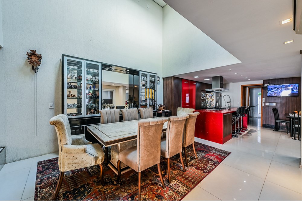 Casa 5 dormitórios no bairro Menino Deus