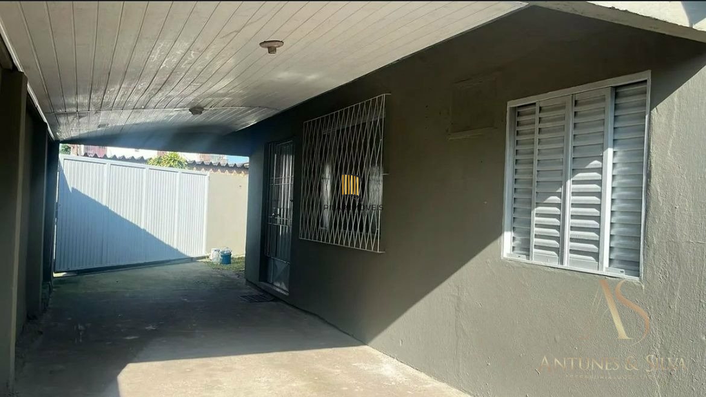 Casa 3 dormitórios no bairro COHAB