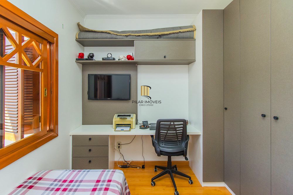 Casa 4 dormitórios no bairro Moinhos de Vento