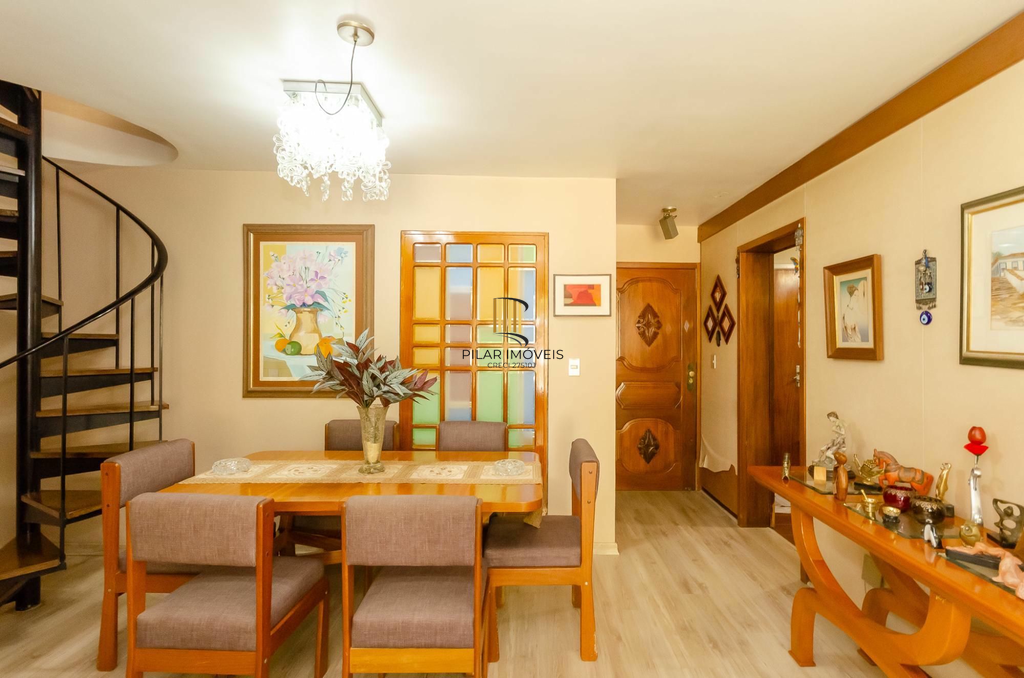 Cobertura 3 dormitórios no bairro Petrópolis