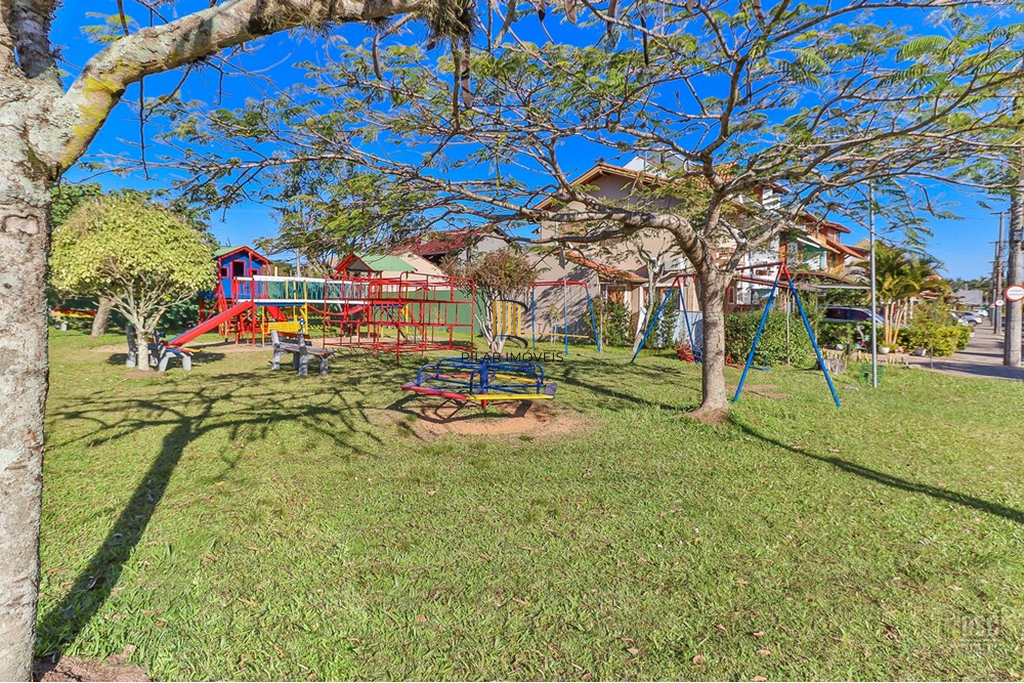 Casa de Condomínio 3 dormitórios no bairro Ipanema
