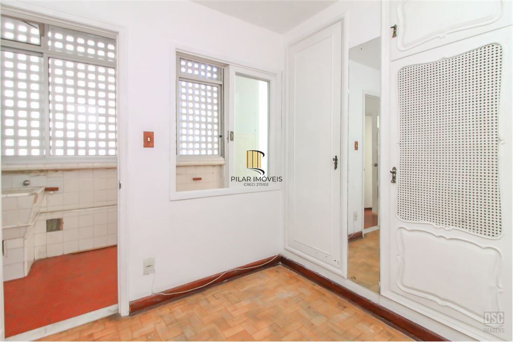 Apartamento 4 dormitórios no bairro Centro Histórico