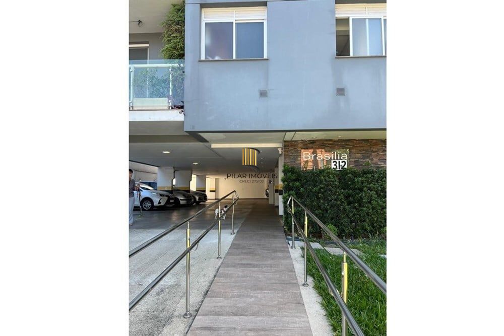Apartamento 2 dormitórios no bairro Vila Ipiranga
