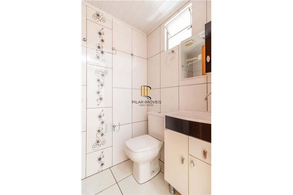 Casa 5 dormitórios no bairro Partenon