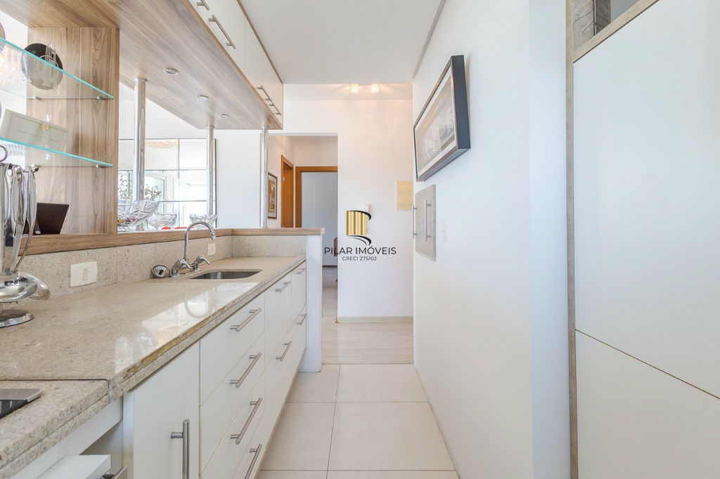 Apartamento 2 dormitórios no bairro Três Figueiras