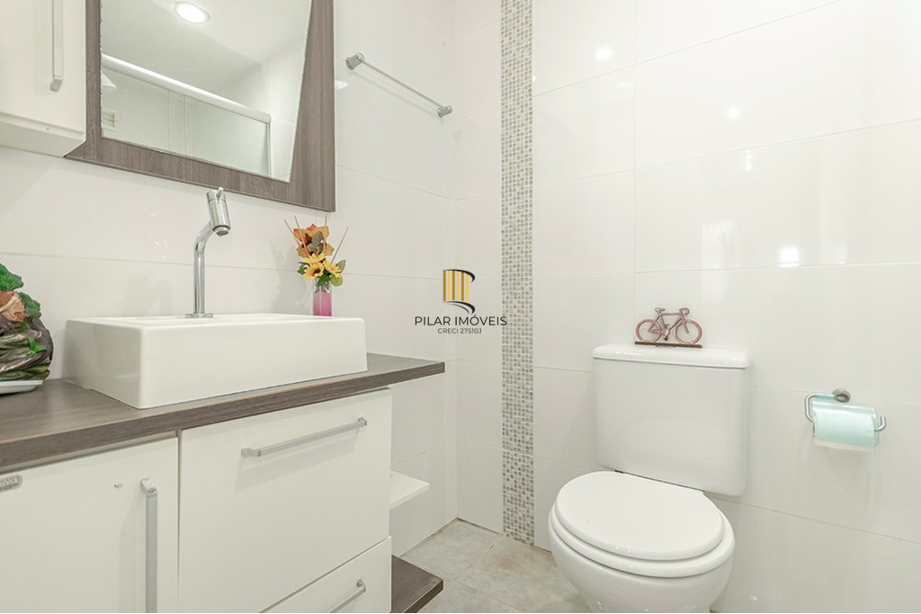 Apartamento 2 dormitórios no bairro Vila Ipiranga