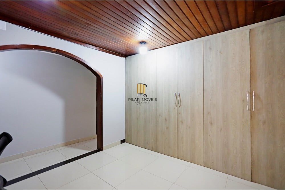 Casa 3 dormitórios no bairro Rubem Berta