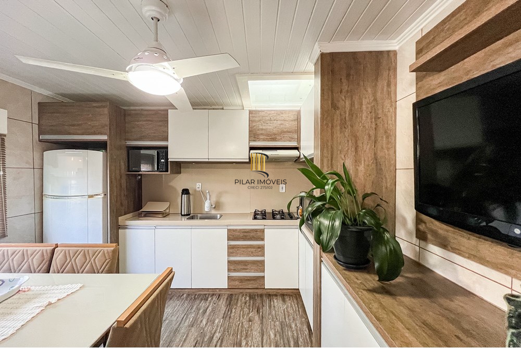 Casa 2 dormitórios no bairro Guajuviras