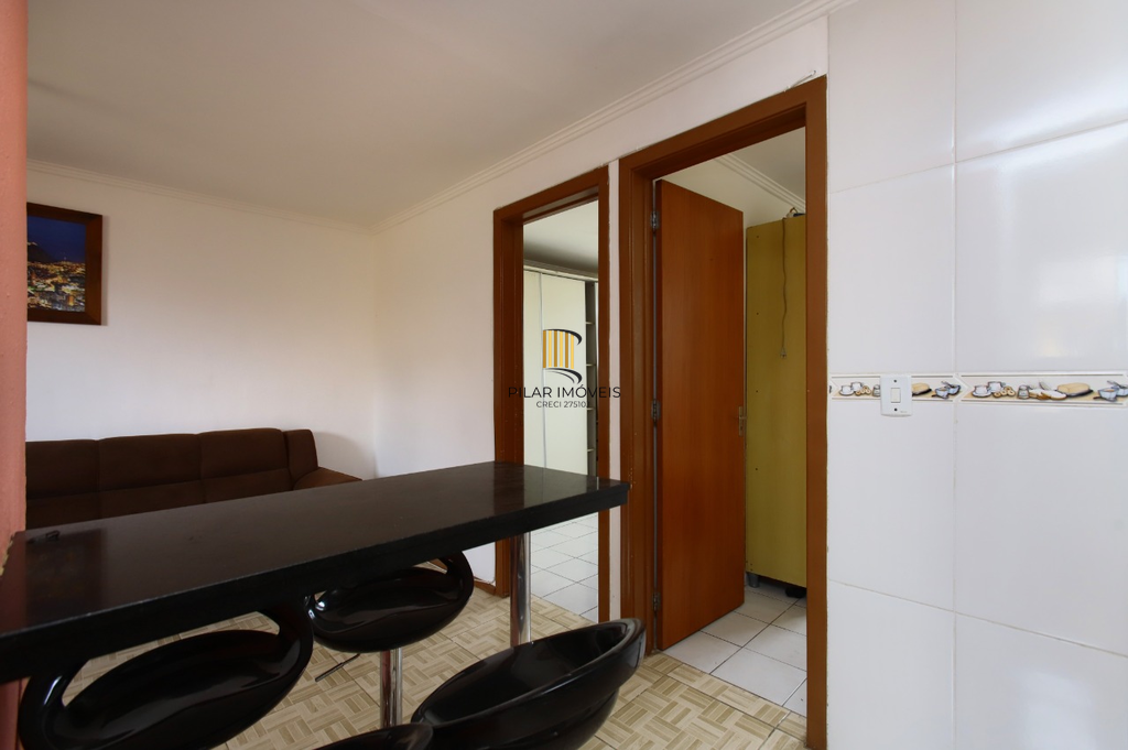Apartamento 2 dormitórios no bairro Rubem Berta