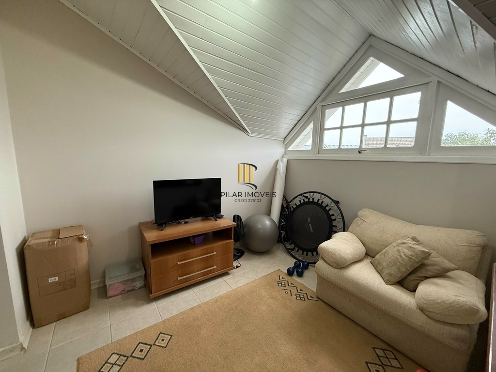 Casa de Condomínio 3 dormitórios no bairro Sarandi