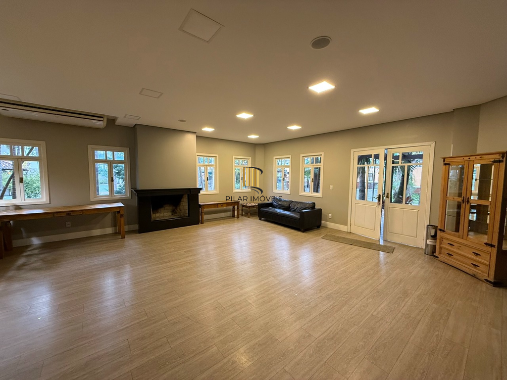 Casa de Condomínio 3 dormitórios no bairro Sarandi