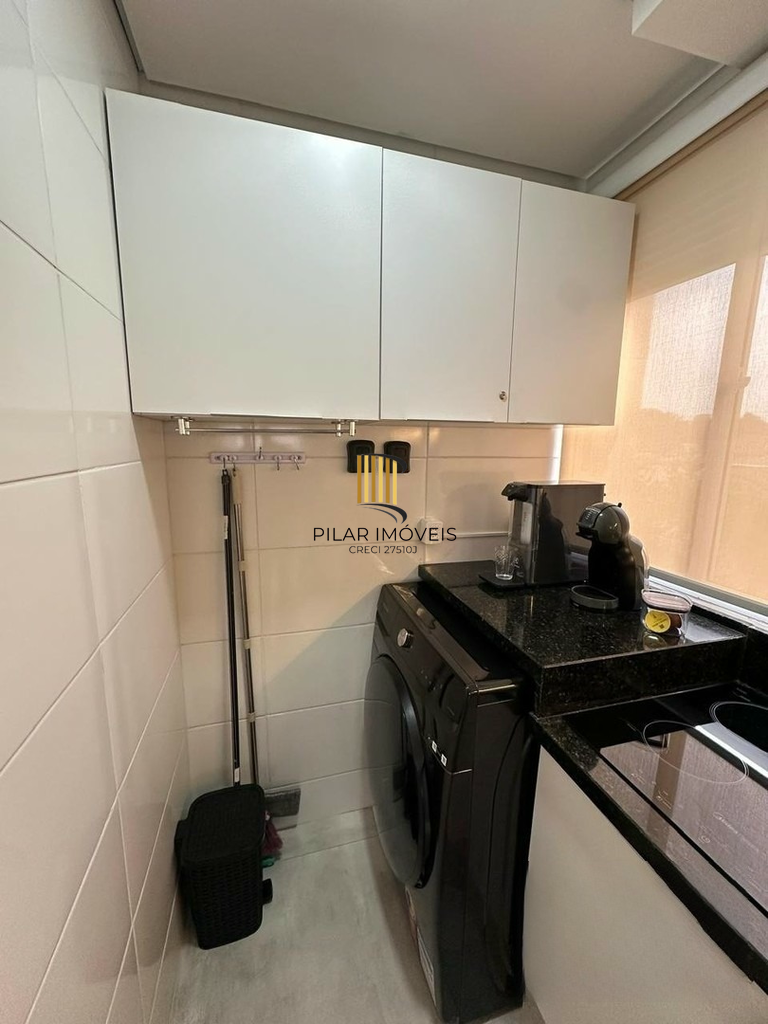 Apartamento 2 dormitórios no bairro Mário Quintana