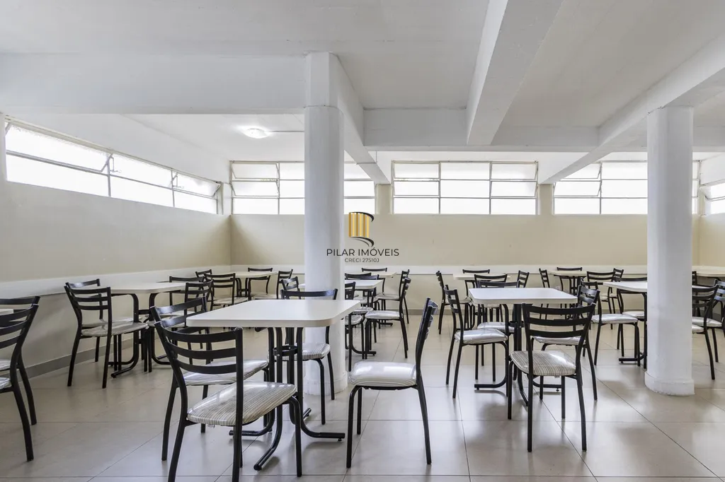 Apartamento 3 dormitórios no bairro Azenha