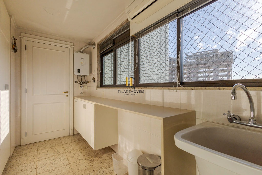 Apartamento 3 dormitórios no bairro Petrópolis